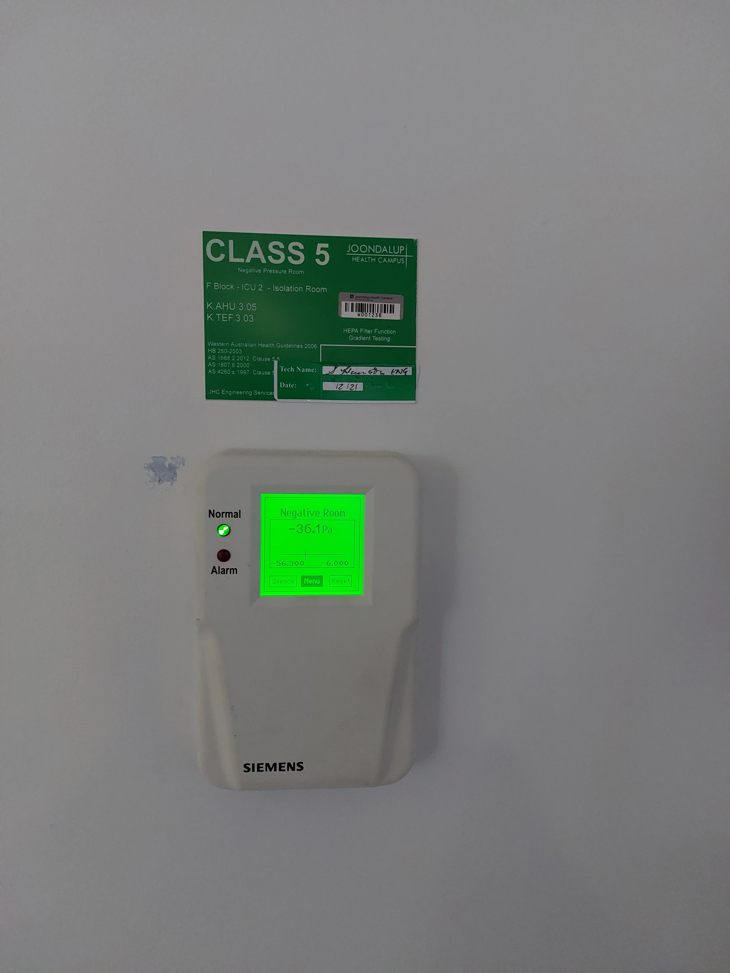 Monitor de pressão diferencial de quarto hospitalar de isolamento